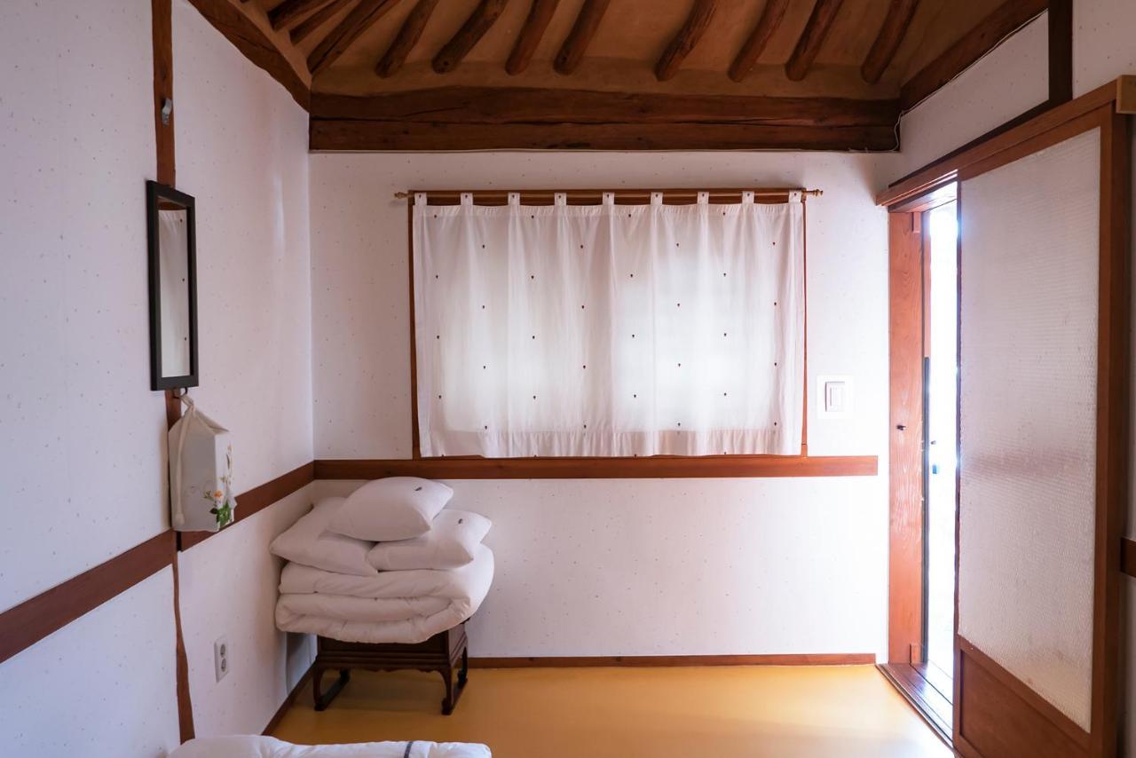 Hanok Raon Gyeongju Exterior photo