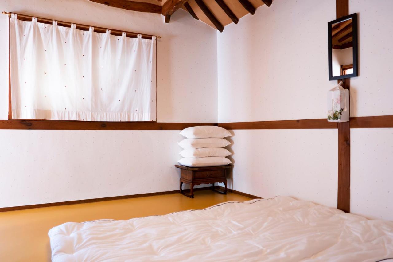 Hanok Raon Gyeongju Exterior photo