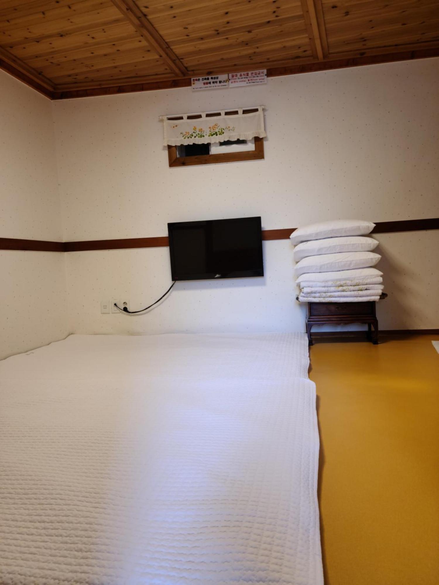 Hanok Raon Gyeongju Exterior photo
