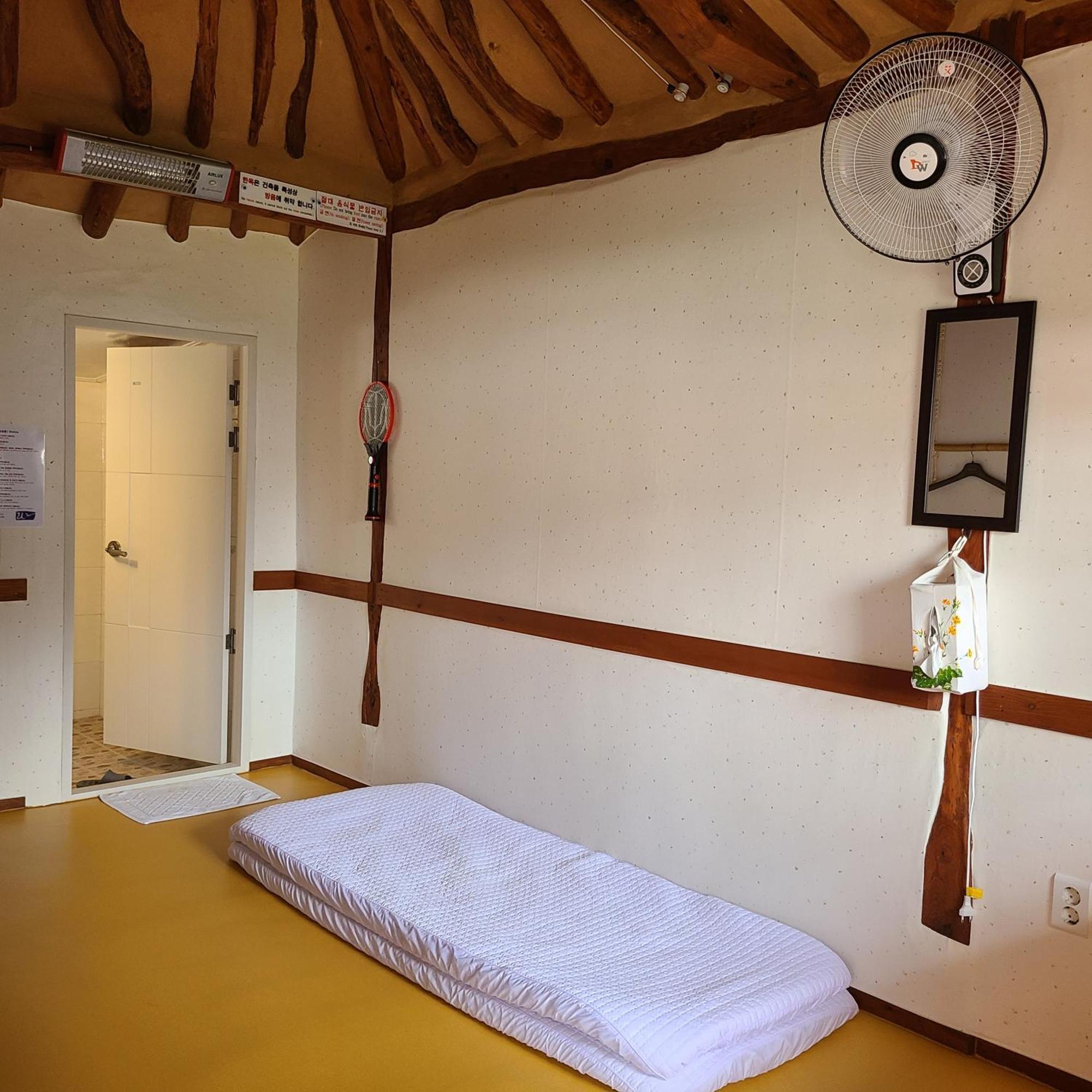 Hanok Raon Gyeongju Exterior photo