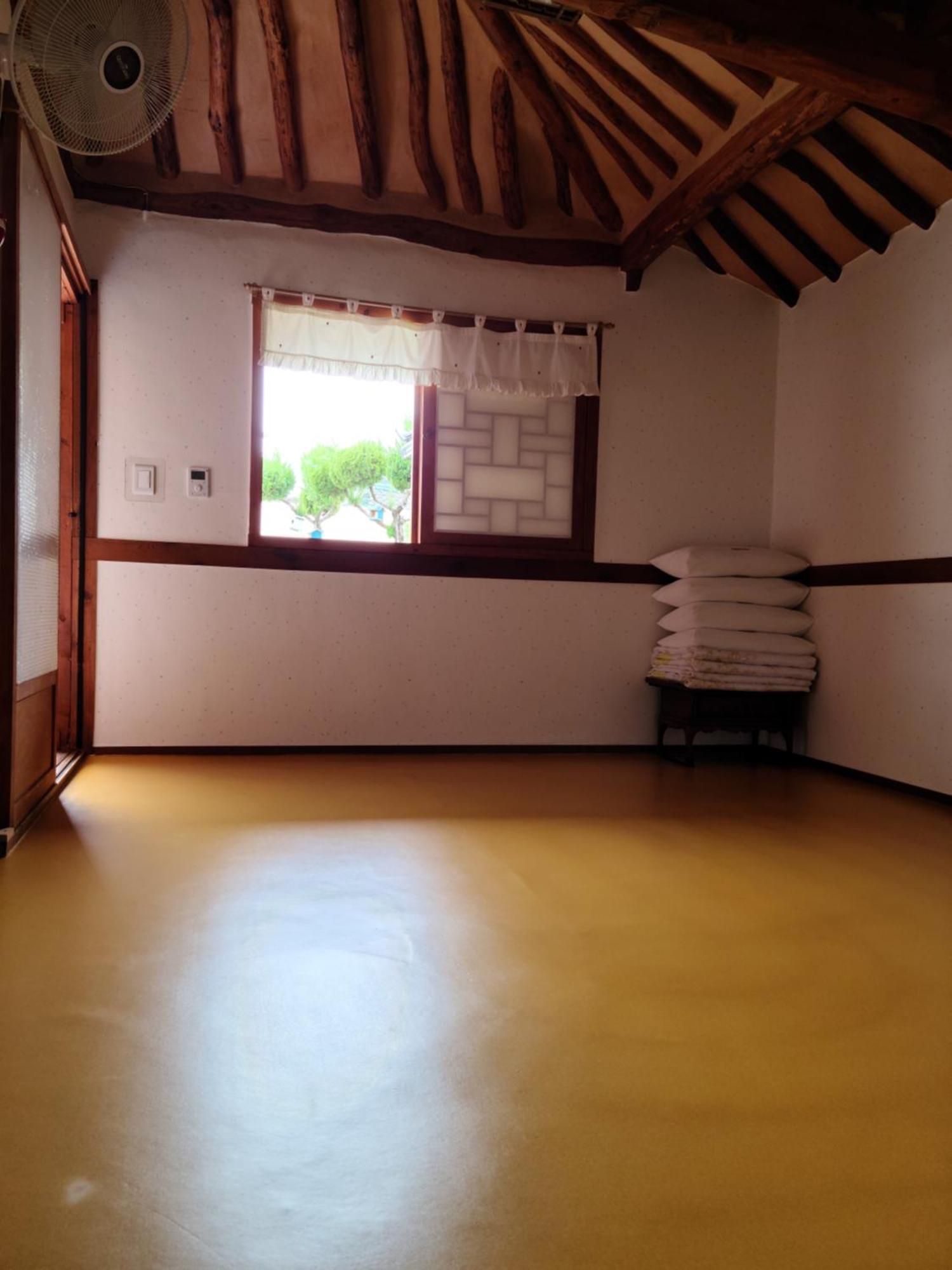 Hanok Raon Gyeongju Exterior photo