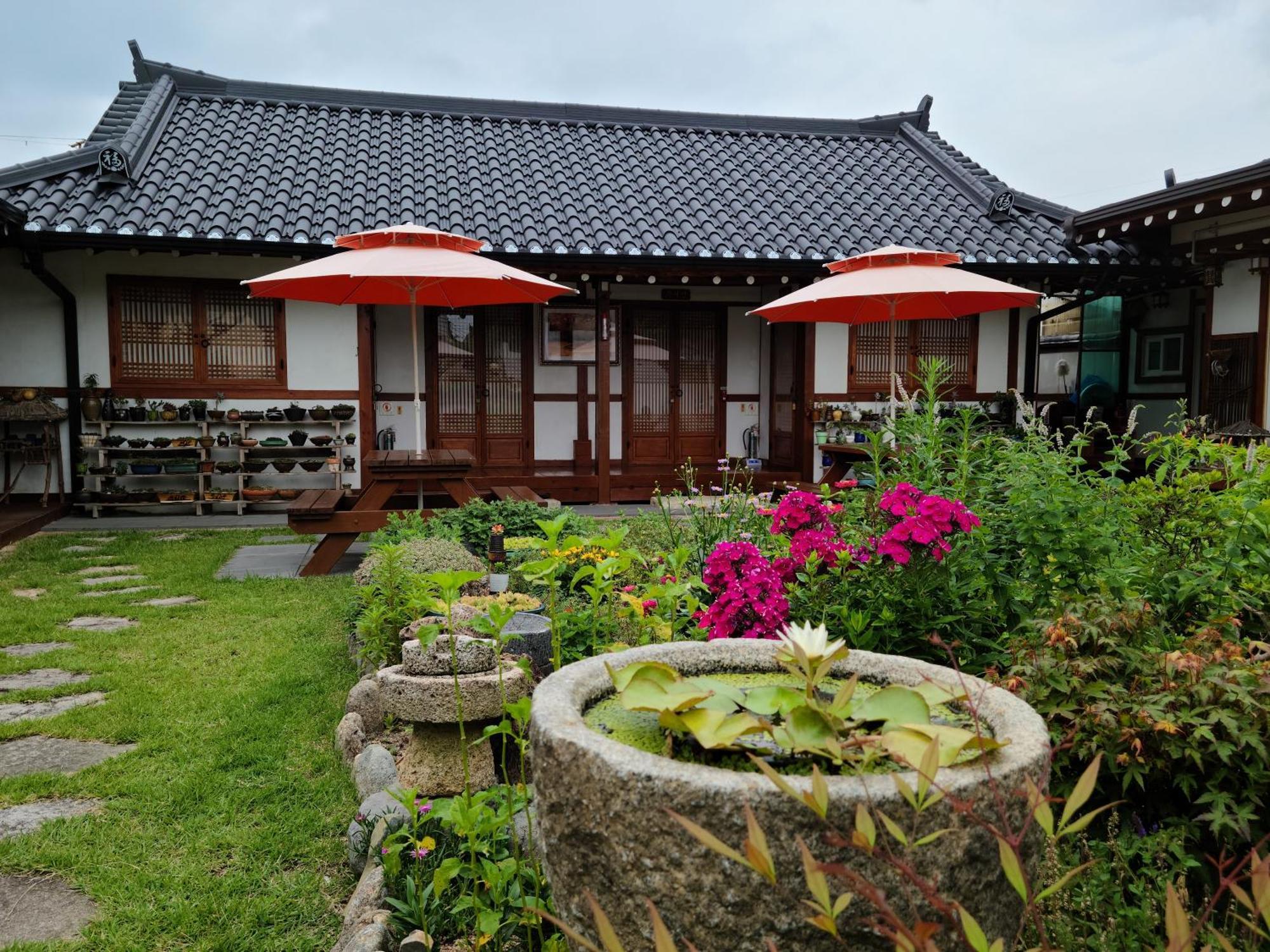 Hanok Raon Gyeongju Exterior photo