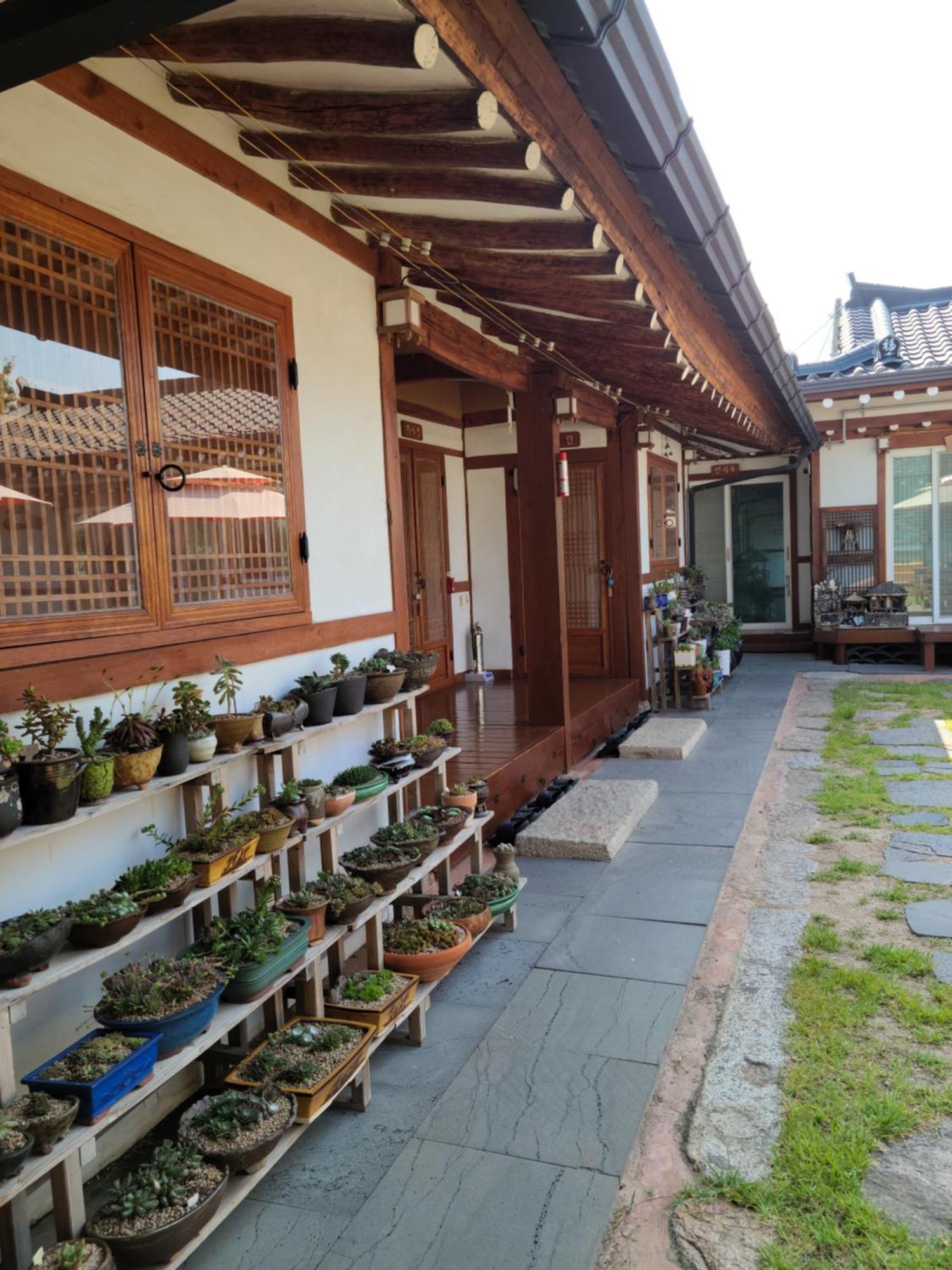 Hanok Raon Gyeongju Exterior photo