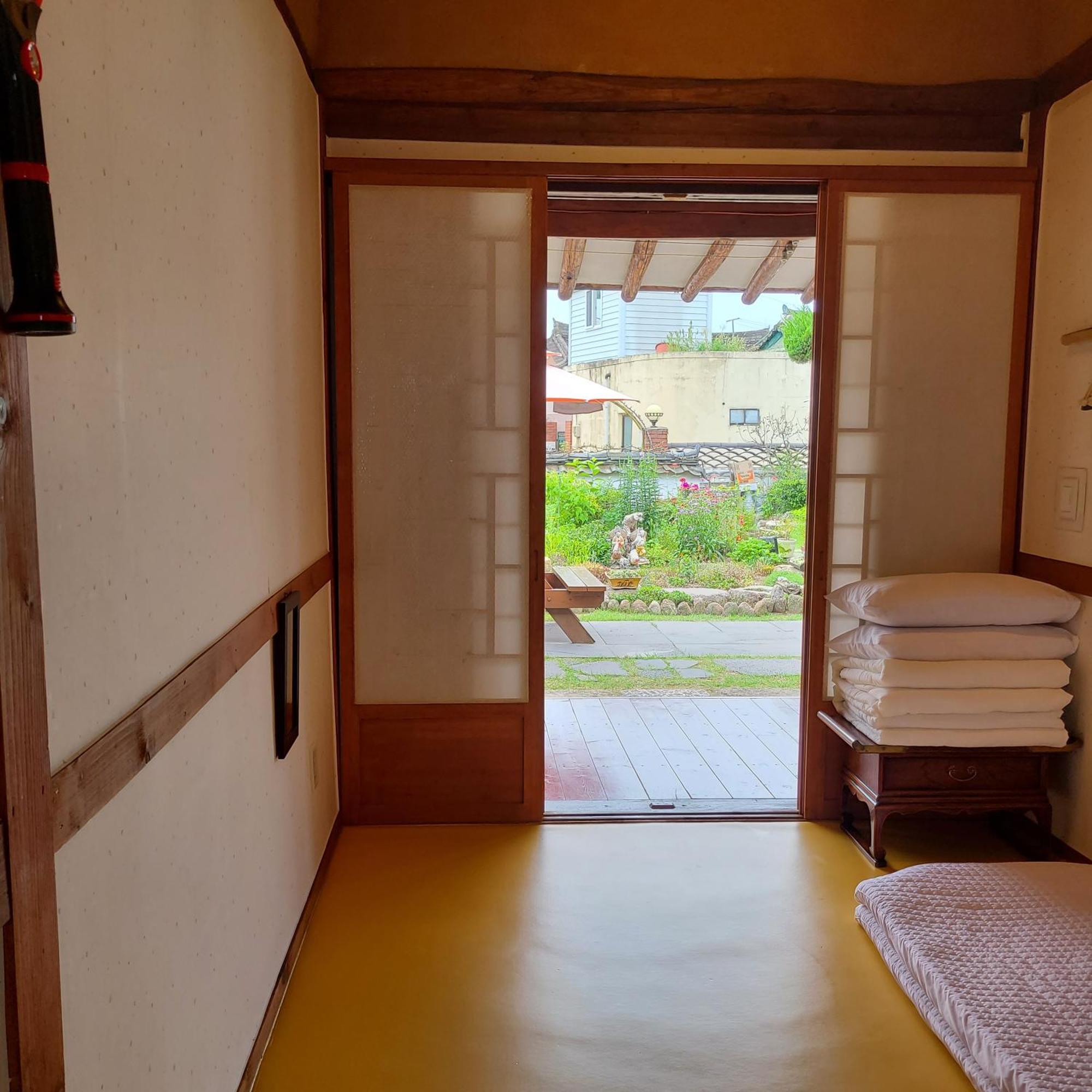 Hanok Raon Gyeongju Exterior photo