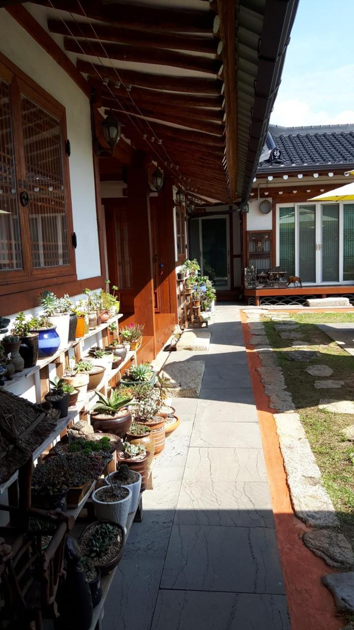 Hanok Raon Gyeongju Exterior photo